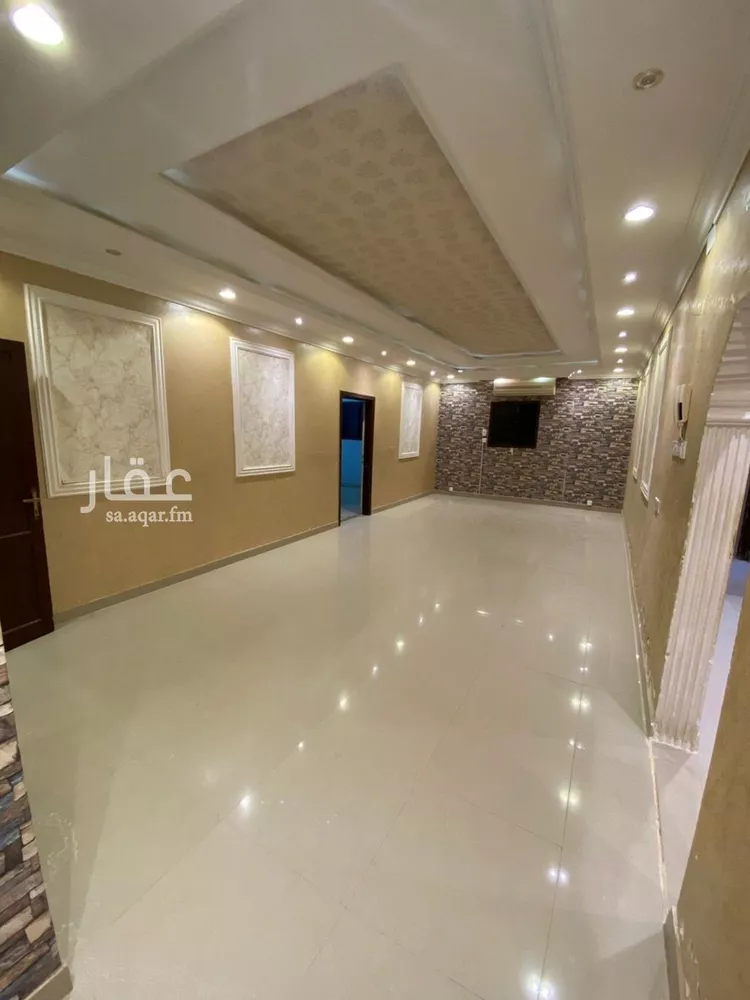 فيلا للبيع في شارع الدفاع, حي إشبيلية, مدينة الرياض, منطقة الرياض صورة 4