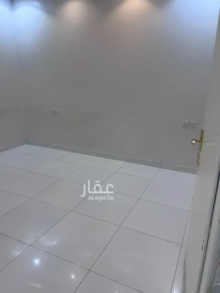 شقة للإيجار في شارع خزام, حي ظهرة لبن, مدينة الرياض, منطقة الرياض صورة 2