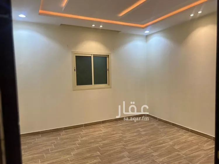 فيلا للإيجار في شارع أحمد بن طريف, حي عكاظ, مدينة الرياض, منطقة الرياض صورة 2