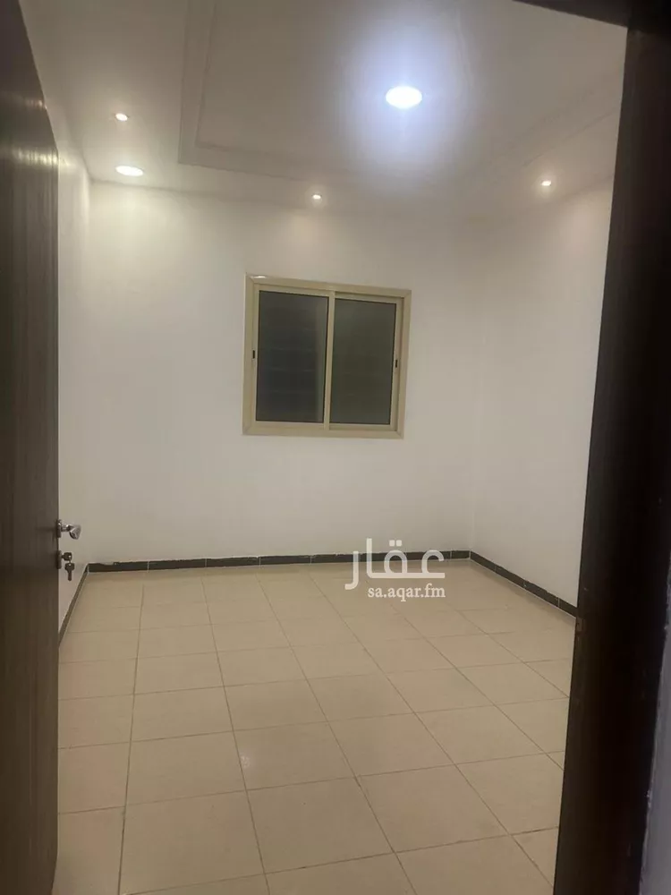 شقة للإيجار في شارع خزام, حي ظهرة لبن, مدينة الرياض, منطقة الرياض