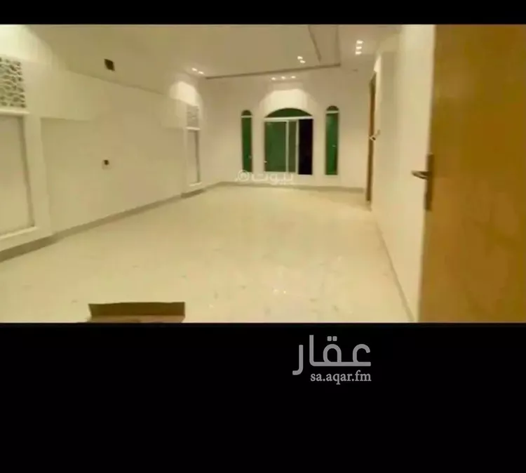 فيلا للإيجار في شارع أحمد بن طريف, حي عكاظ, مدينة الرياض, منطقة الرياض صورة 2