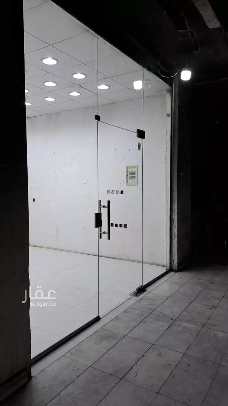 محل للبيع في شارع عز الدين بن الأثير, حي الديرة, مدينة الرياض, منطقة الرياض صورة 4