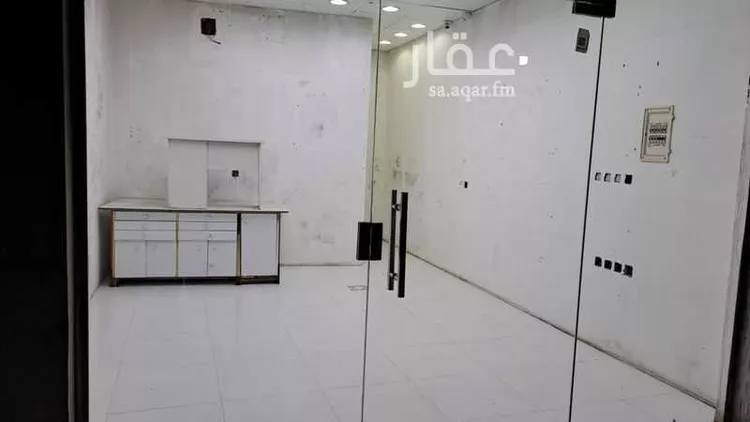 محل للإيجار في شارع عز الدين بن الأثير, حي الديرة, مدينة الرياض, منطقة الرياض صورة 4