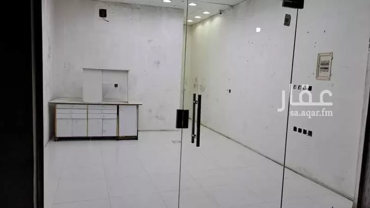 محل للبيع في شارع عز الدين بن الأثير, حي الديرة, مدينة الرياض, منطقة الرياض صورة 3