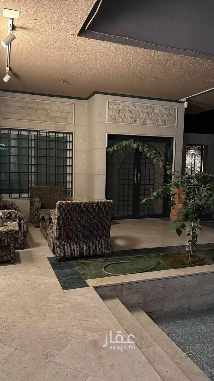 فيلا للبيع في شارع عبدالوهاب بن حزم, حي الملك فهد, مدينة الرياض, منطقة الرياض صورة 4