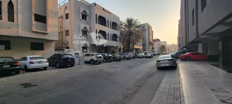 عمارة للبيع في شارع الدكتور, حي العزيزية, مدينة جدة, منطقة مكة المكرمة 2