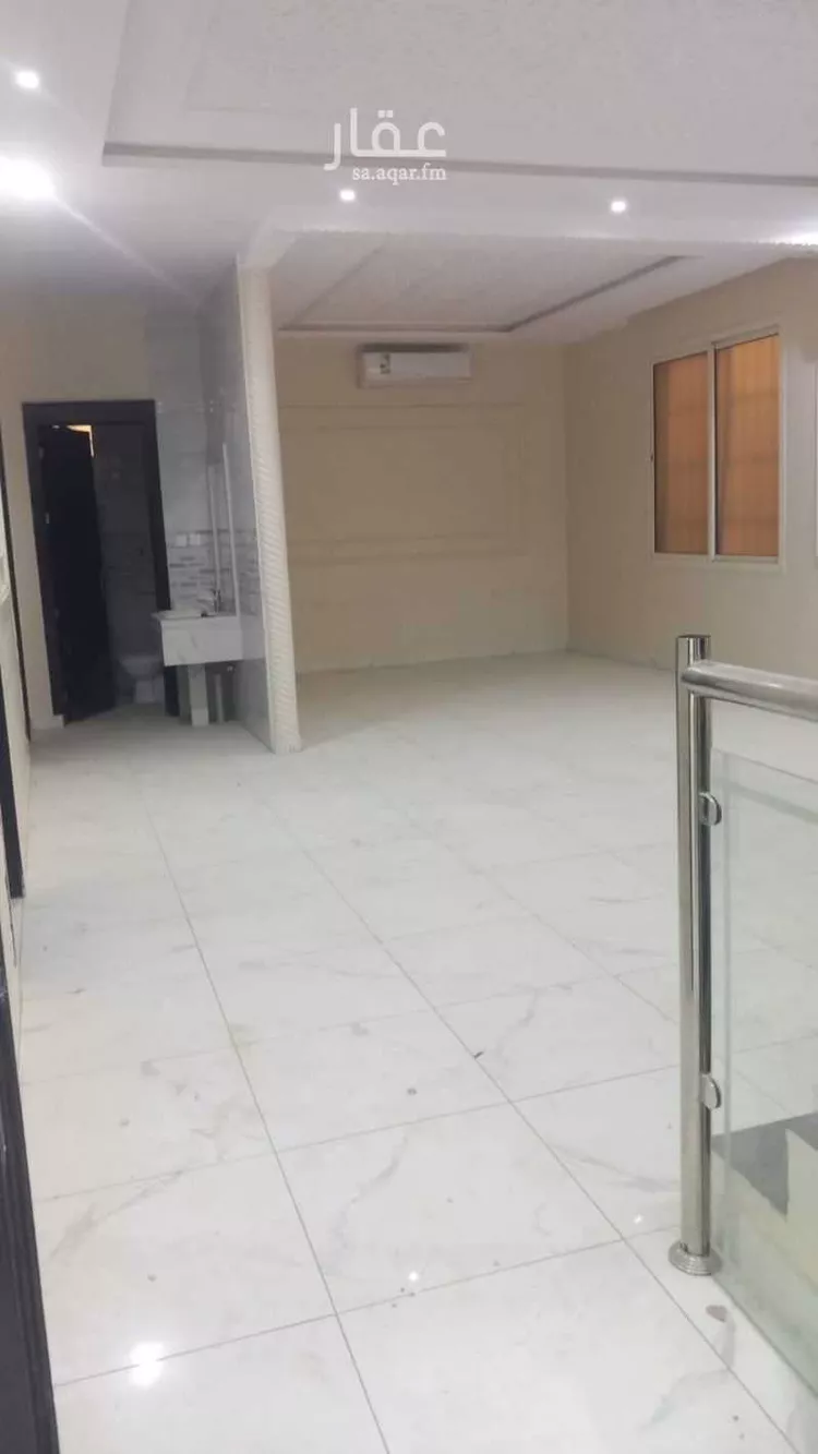 فيلا للإيجار في شارع عبدالهادي الأبياري, حي الرمال, مدينة الرياض, منطقة الرياض صورة 4