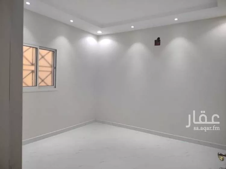 دور للبيع في شارع محمد العامري, حي الرمال, مدينة الرياض, منطقة الرياض صورة 4