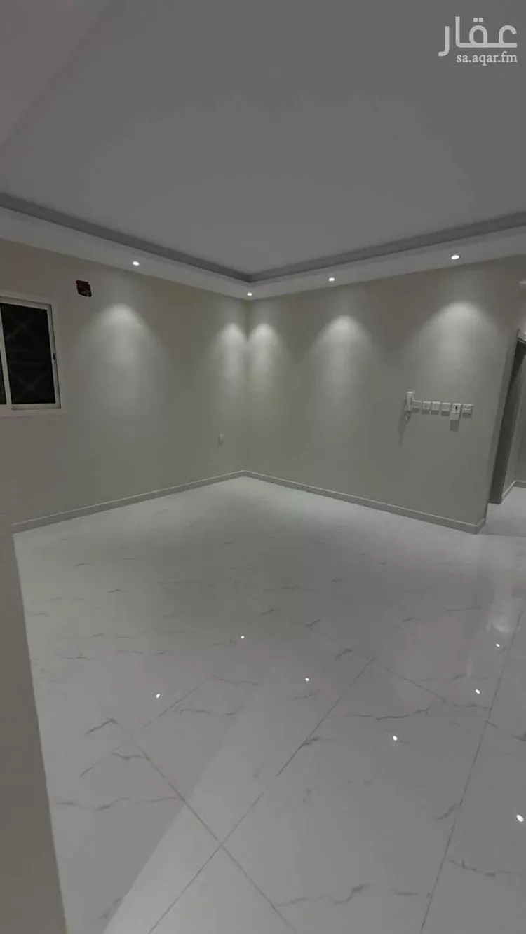 دور للبيع في شارع عبدالمحسن المنيع, حي الرمال, مدينة الرياض, منطقة الرياض صورة 5