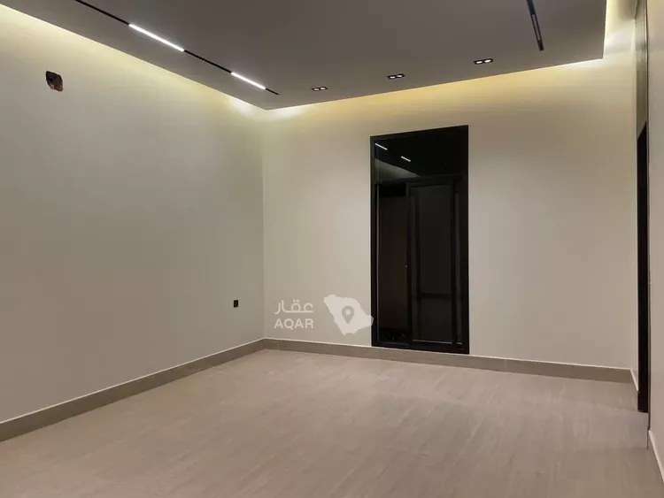 Floor for Sale in Riyadh Ash Sharq 5