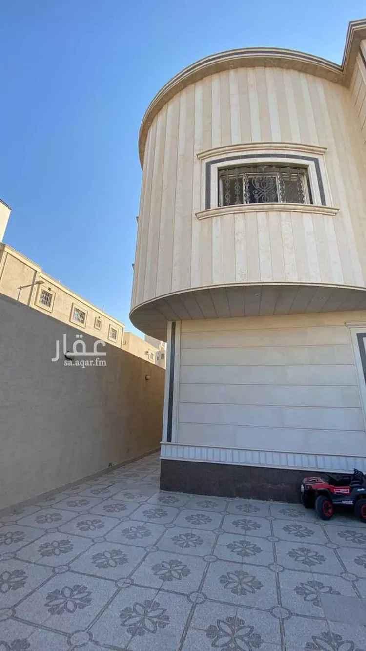 فيلا للبيع في شارع أبي المعالي الصيفي, حي الرمال, مدينة الرياض, منطقة الرياض صورة 5