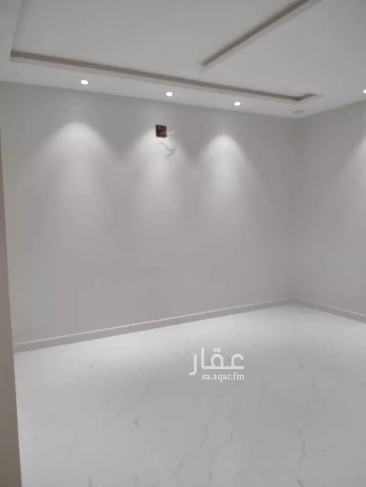 دور للبيع في شارع محمد العامري, حي الرمال, مدينة الرياض, منطقة الرياض صورة 5