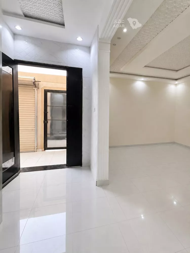 Villa for Rent in Riyadh Al Janadriyah 4