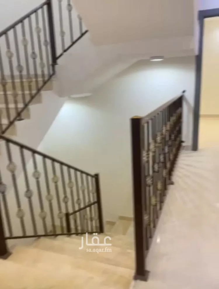 فيلا للإيجار في شارع خالد بن زهير الهذلي, حي بدر, مدينة الرياض, منطقة الرياض صورة 2