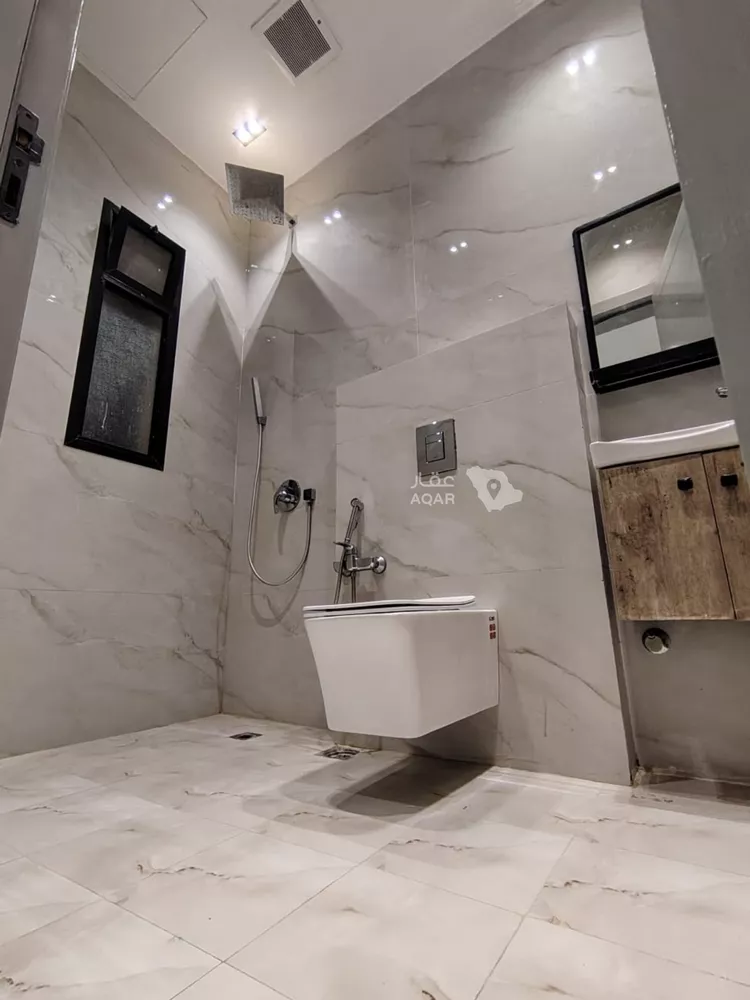 Floor for Rent in Riyadh Ash Sharq 18
