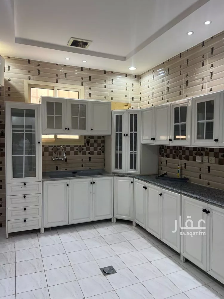 شقة للإيجار في شارع احمد بن سعيد ابن الهندي, حي العارض, مدينة الرياض, منطقة الرياض