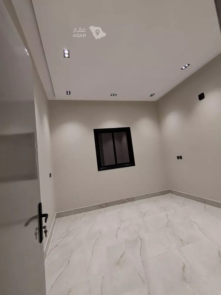 Floor for Rent in Riyadh Ash Sharq 5