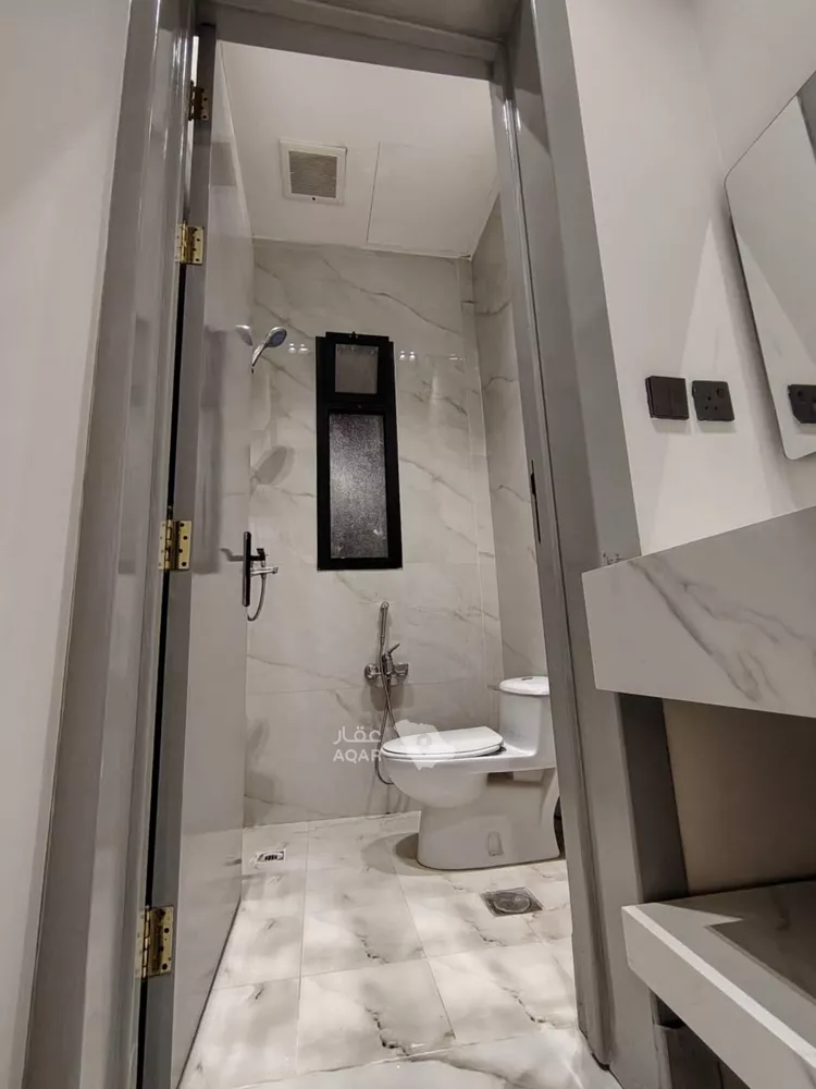 Floor for Rent in Riyadh Ash Sharq 12
