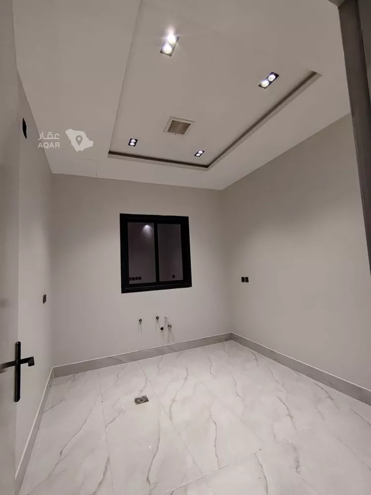 Floor for Rent in Riyadh Ash Sharq 14