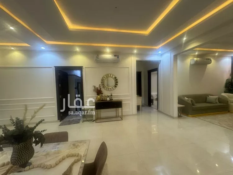 فيلا للبيع في شارع حمزة بن القاسم, حي الرمال, مدينة الرياض, منطقة الرياض 8