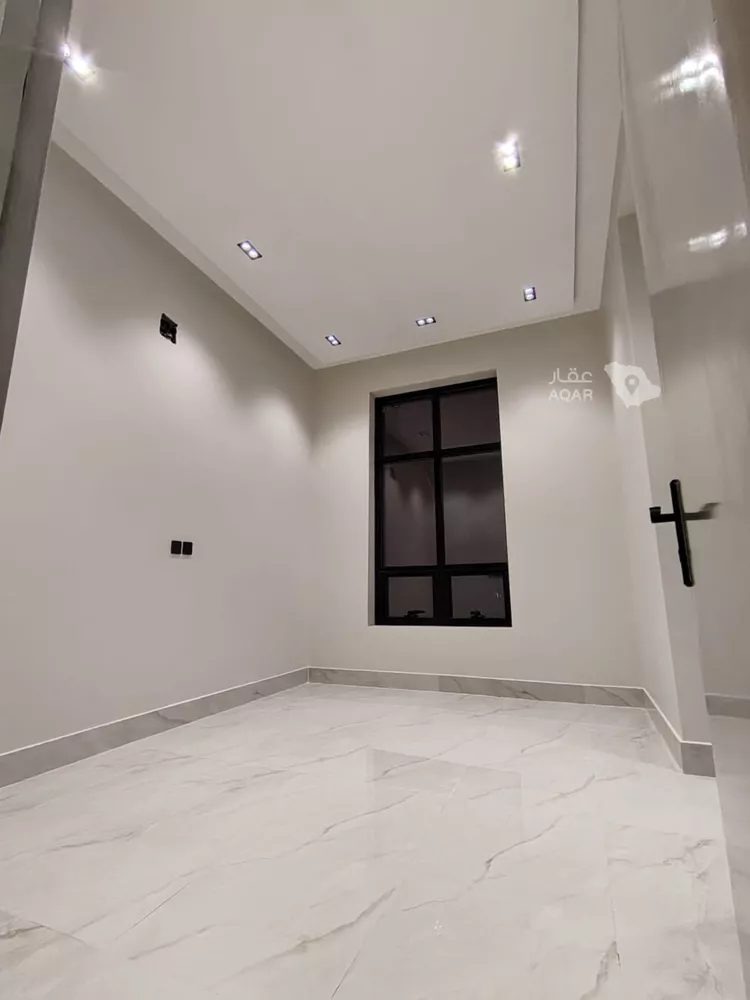 Floor for Rent in Riyadh Ash Sharq 17