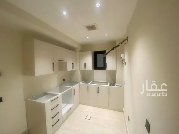 شقة للبيع في شارع عبدالله الخرجي, حي الملقا, مدينة الرياض, منطقة الرياض 9