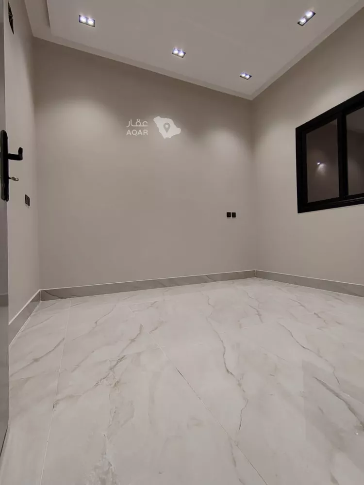 Floor for Rent in Riyadh Ash Sharq 15