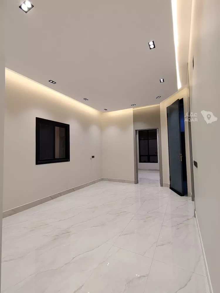 Floor for Rent in Riyadh Ash Sharq 19