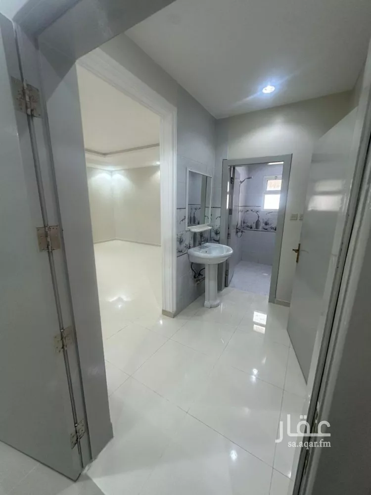 شقة للإيجار في شارع أبي الحسن المصري, حي المهدية, مدينة الرياض, منطقة الرياض صورة 4