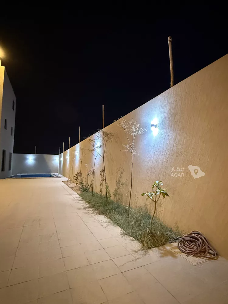 فيلا للبيع في شارع محمد بن عبدالعزيز بن هيزع, حي المهدية, مدينة الرياض, منطقة الرياض 7