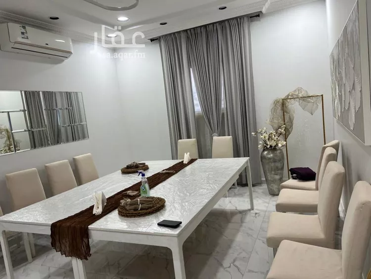 فيلا للبيع في شارع عبداللطيف بن المبارك, حي المهدية, مدينة الرياض, منطقة الرياض 7