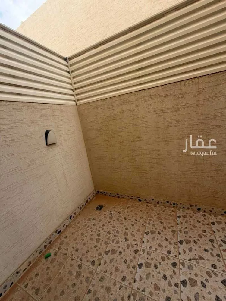 Floor for Rent in Riyadh Al Mahdiyah