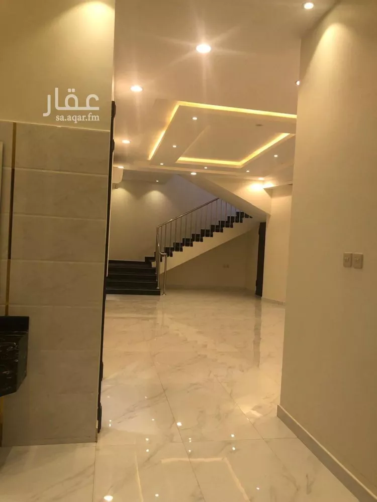 فيلا للإيجار في شارع أحمد بن الحسن الأنصاري, حي المهدية, مدينة الرياض, منطقة الرياض صورة 4