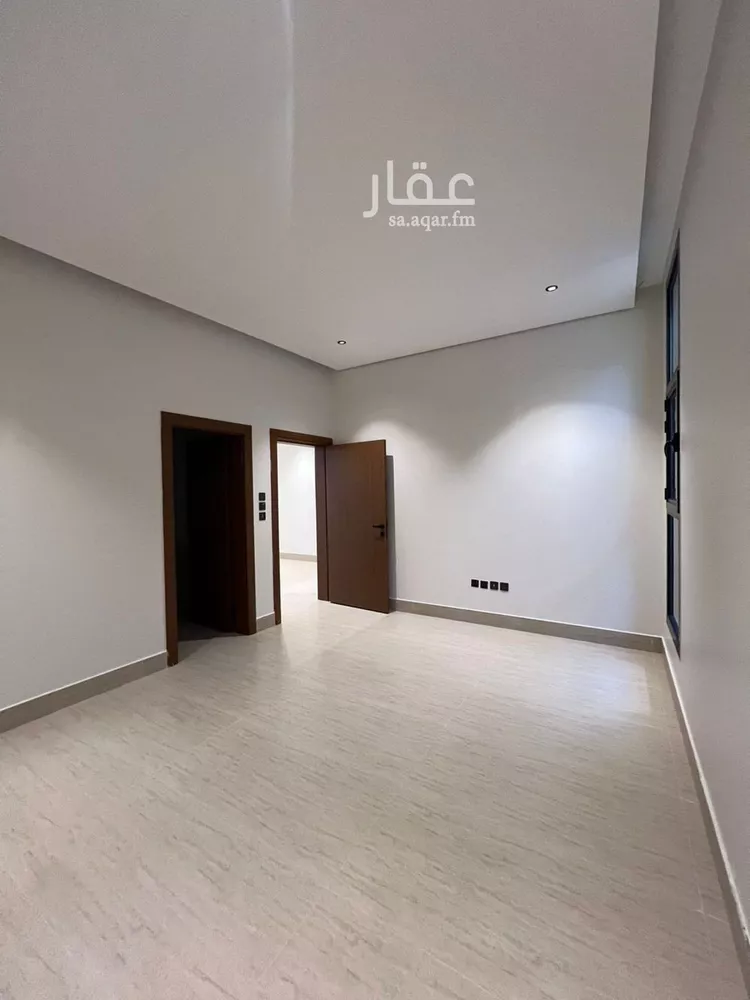 فيلا للبيع في شارع أحمد بن علي بن السمين, حي المهدية, مدينة الرياض, منطقة الرياض 14
