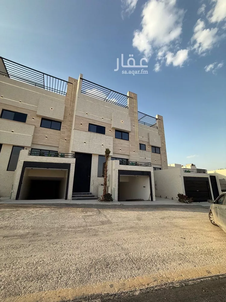 فيلا للبيع في شارع احمد بن الحسين بن مهران, حي المهدية, مدينة الرياض, منطقة الرياض