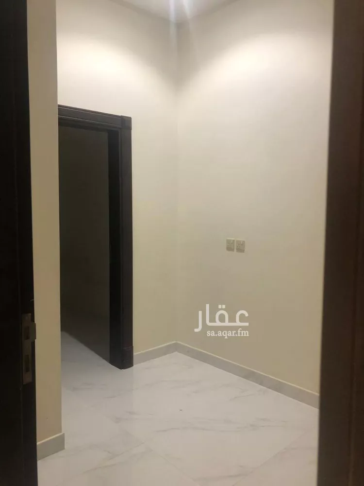 فيلا للإيجار في شارع أحمد بن الحسن الأنصاري, حي المهدية, مدينة الرياض, منطقة الرياض صورة 2