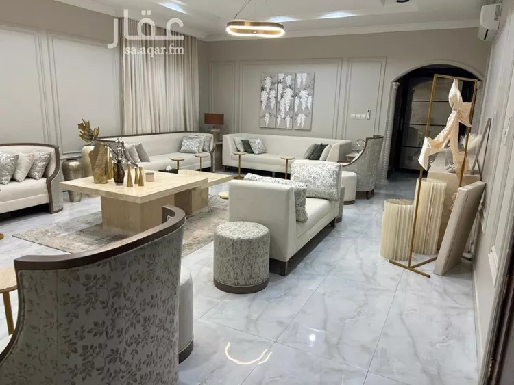 فيلا للبيع في شارع عبداللطيف بن المبارك, حي المهدية, مدينة الرياض, منطقة الرياض صورة 5