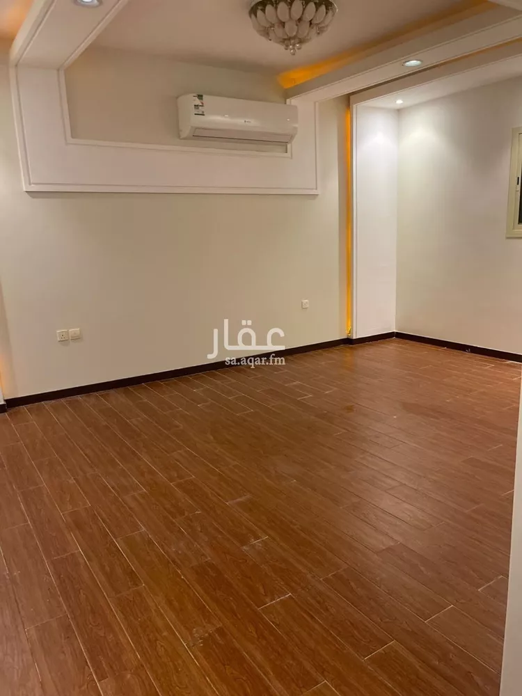 شقة للإيجار في شارع ميناء الاحمدي, حي إشبيلية, مدينة الرياض, منطقة الرياض صورة 4
