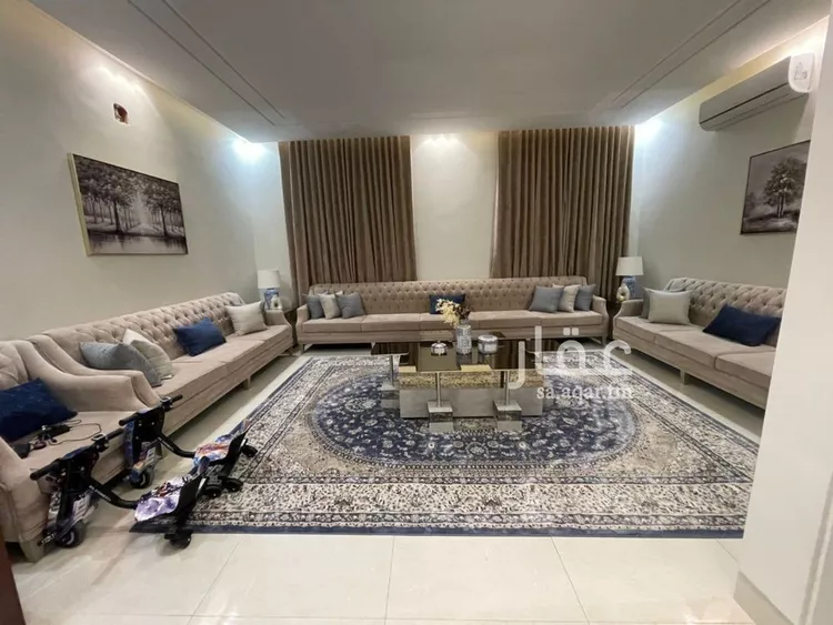 فيلا للبيع في شارع محمد بن طاهر الكردي, حي الرمال, مدينة الرياض, منطقة الرياض صورة 4