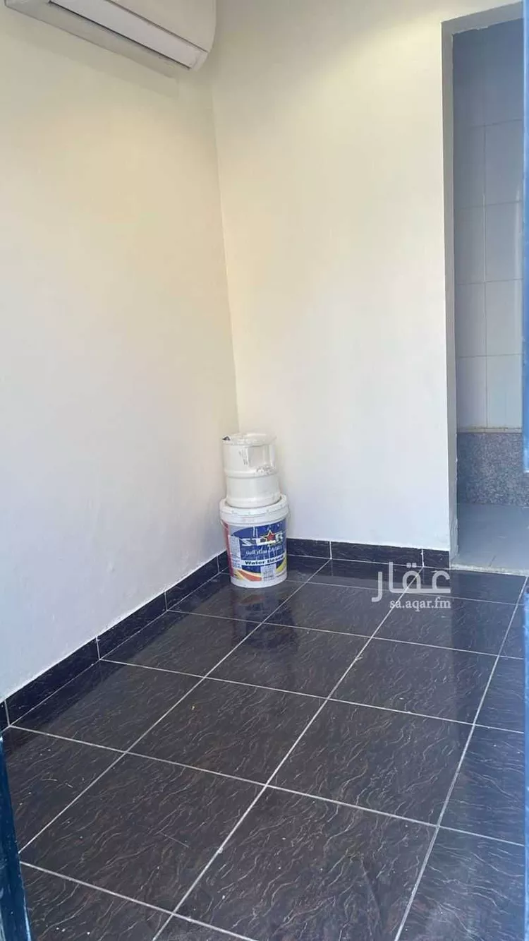 غرفة للإيجار في شارع رقم 403, حي الملقا, مدينة الرياض, منطقة الرياض صورة 2