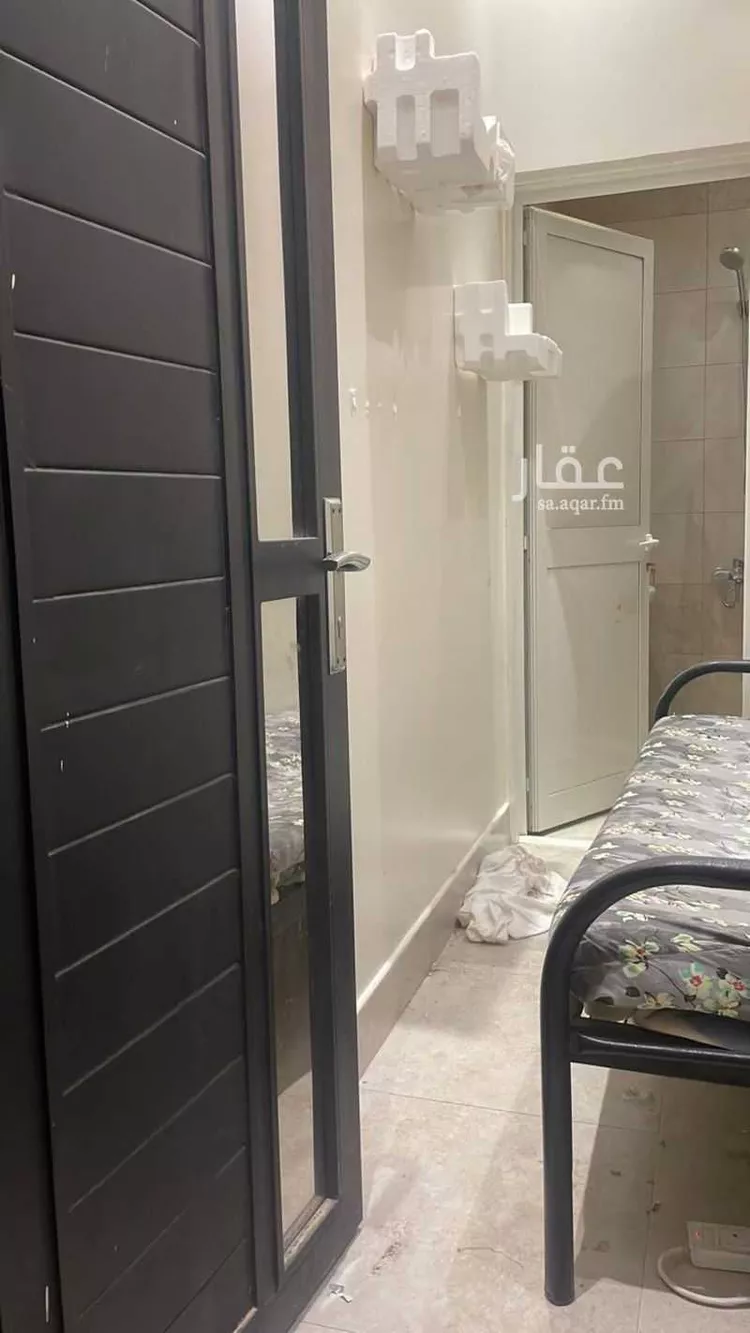 غرفة للإيجار في شارع رقم 351, حي الملقا, مدينة الرياض, منطقة الرياض صورة 3