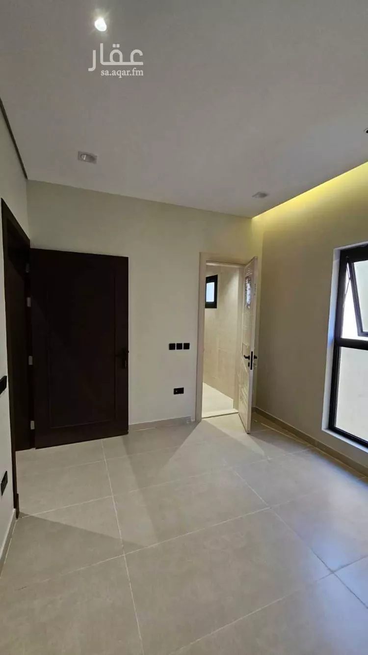 فيلا للإيجار في شارع رقم 374, حي الملقا, مدينة الرياض, منطقة الرياض