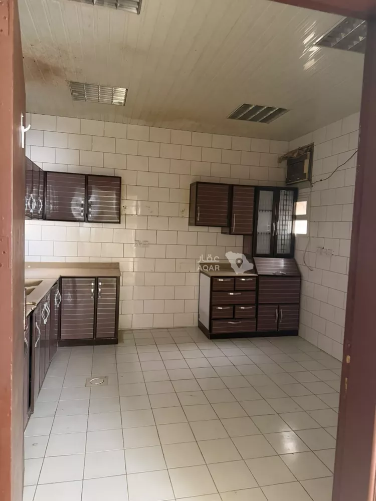 Villa for Sale in Riyadh Al Andalus 6