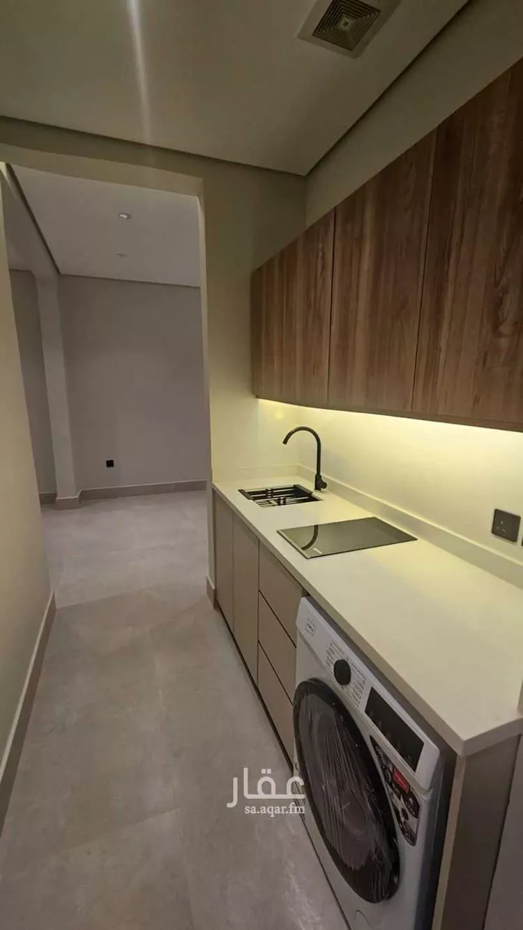 عمارة للإيجار في شارع زنجبار, حي الشرفية, مدينة الرياض, منطقة الرياض صورة 3