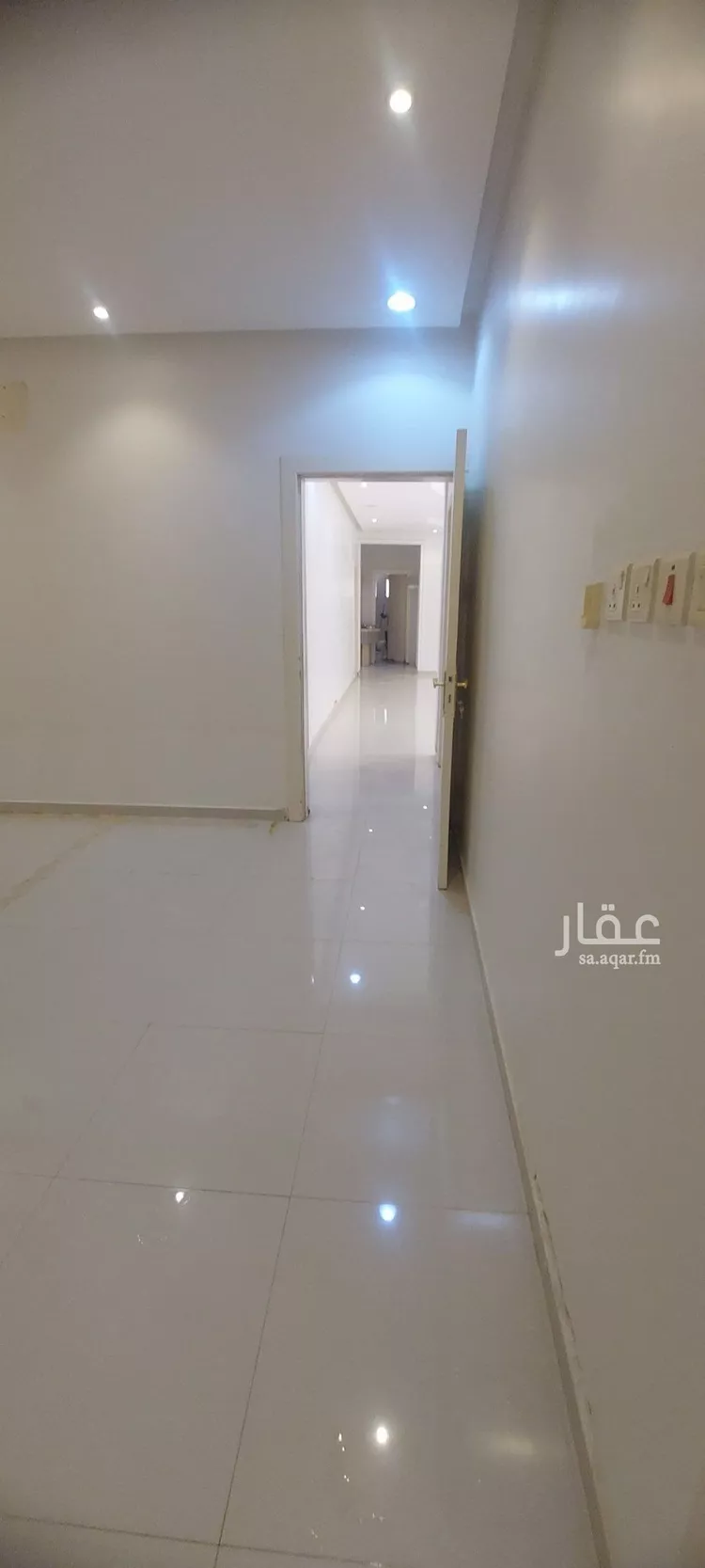 فيلا للبيع في شارع أبي محمد الحصني, حي الرمال, مدينة الرياض, منطقة الرياض صورة 2