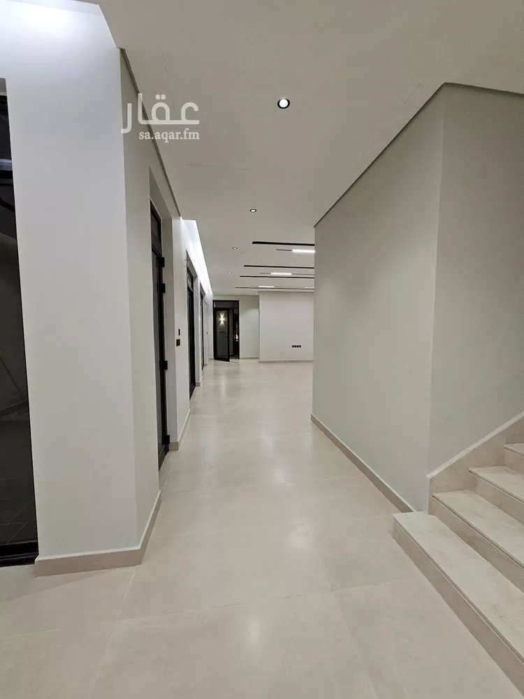 فيلا للبيع في شارع عامر بن الزبير, حي النرجس, مدينة الرياض, منطقة الرياض صورة 3