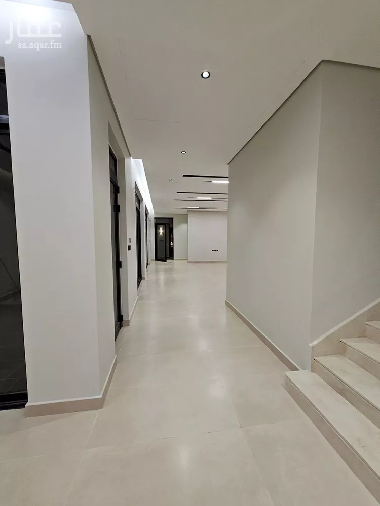 فيلا للبيع في شارع قطب الدين بن السلطان, حي النرجس, مدينة الرياض, منطقة الرياض صورة 5