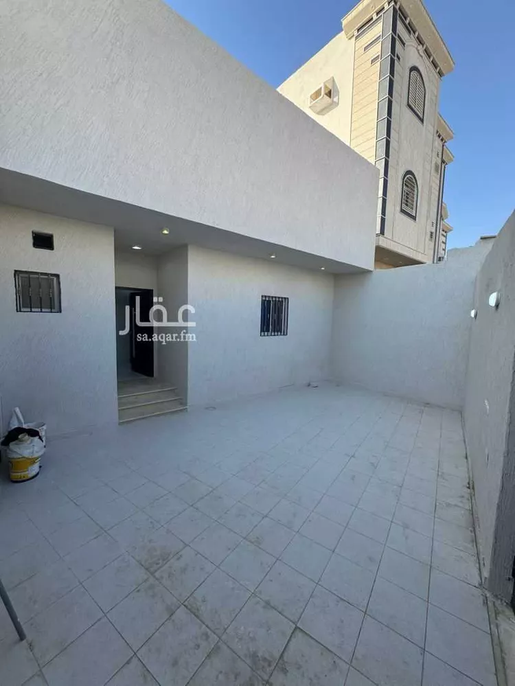دور للبيع في شارع عطاء ابن يقعوب, حي وادي البطان, مدينة المدينه المنوره, منطقة المدينة المنورة صورة 2