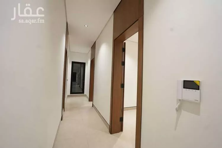 Floor for Rent in Riyadh Al Mursalat 8