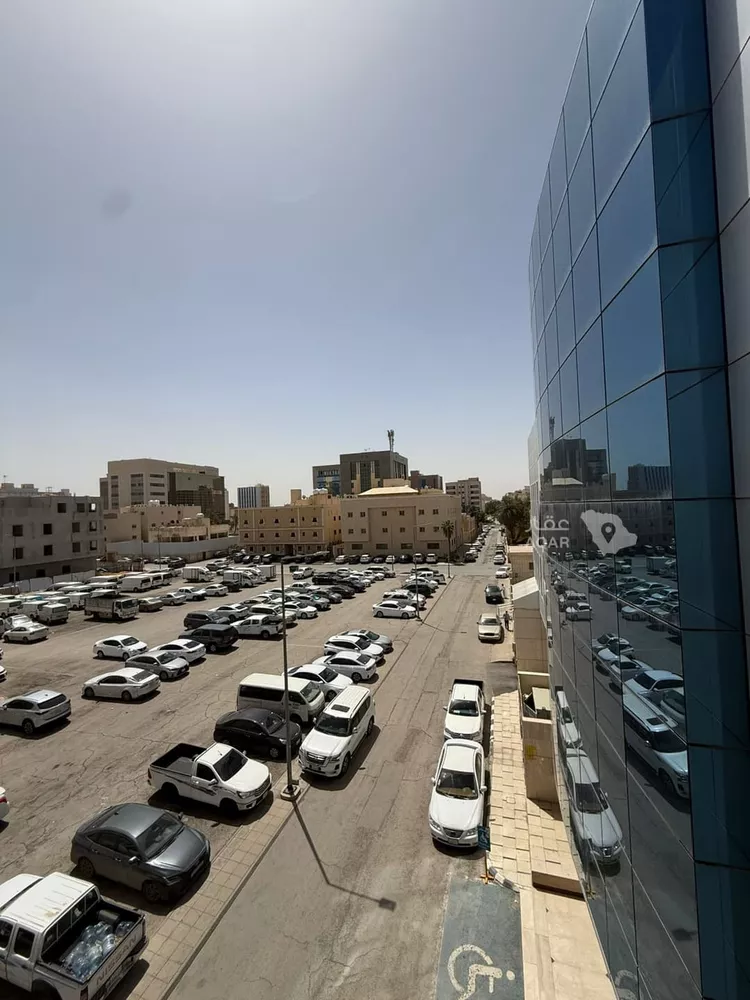 مكتب تجاري للإيجار في شارع جرير, حي الملز, مدينة الرياض, منطقة الرياض 12